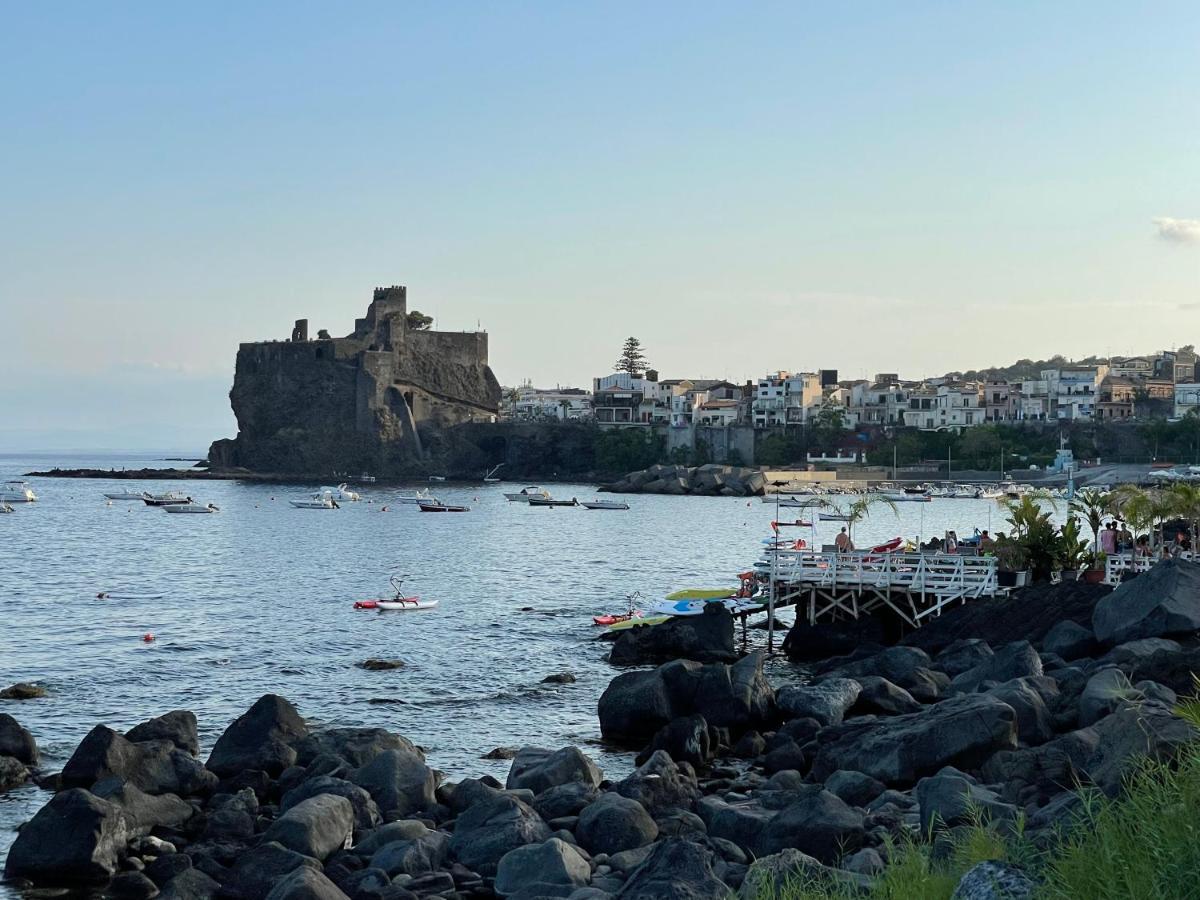 Lorenzo'S House Catania City Centre - Comfortable Large Apartment With 2 Bedrooms And 2 Baths, Close To Trains, Metro And Bus Station Esterno foto