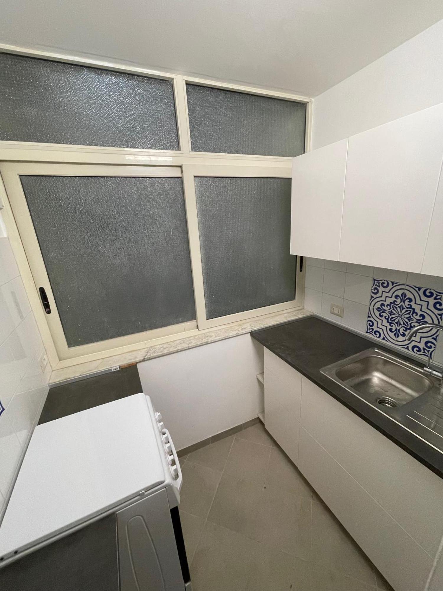 Lorenzo'S House Catania City Centre - Comfortable Large Apartment With 2 Bedrooms And 2 Baths, Close To Trains, Metro And Bus Station Esterno foto